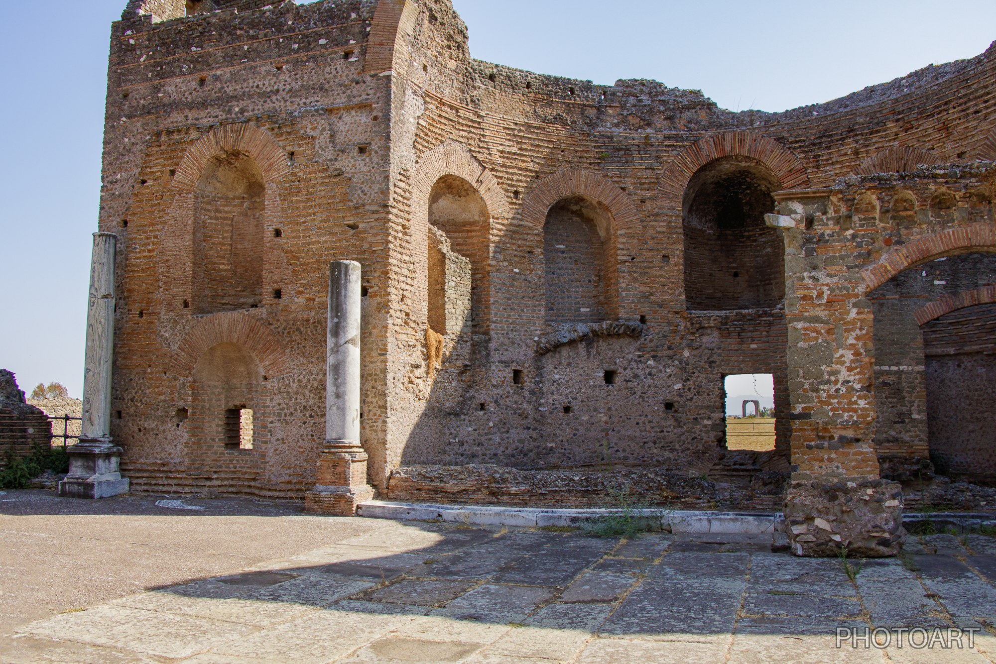 Villa dei Quintili, Rome : arcs de brique et colonnes antiques